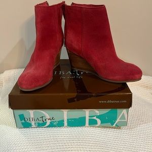 Dibs True Dark red Suede ankle boots size 9